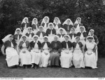 Matron Clara Ross and staff 1AAH, London 1918 (AWM D00037)