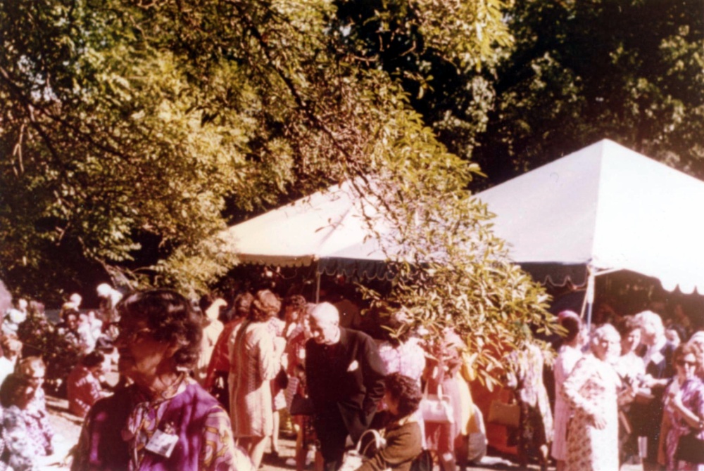 51 1975 Bishopscourt - garden party
